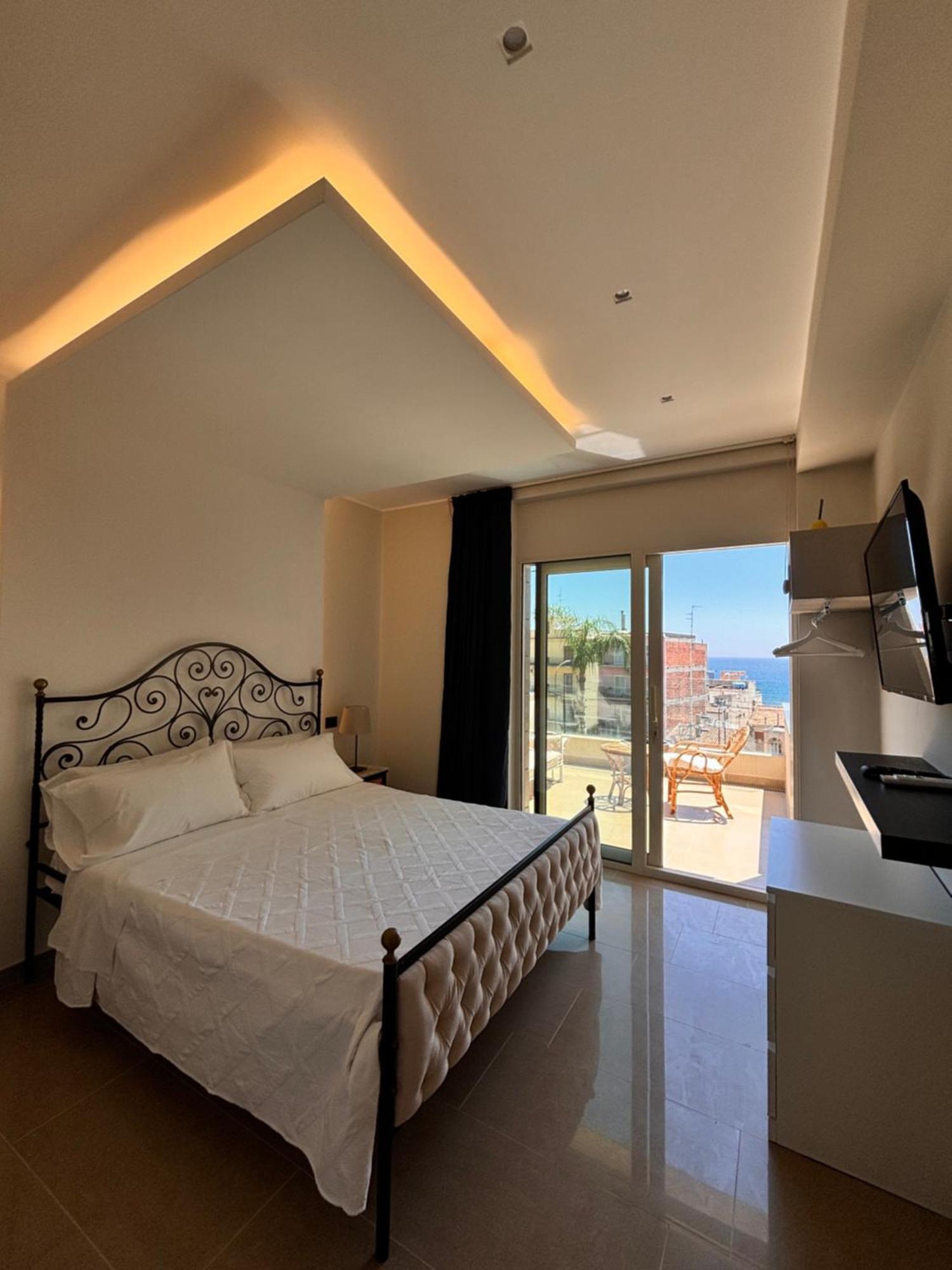 Ig - "Villa Don Antonio" Apartments ジャルディーニ・ナクソス エクステリア 写真