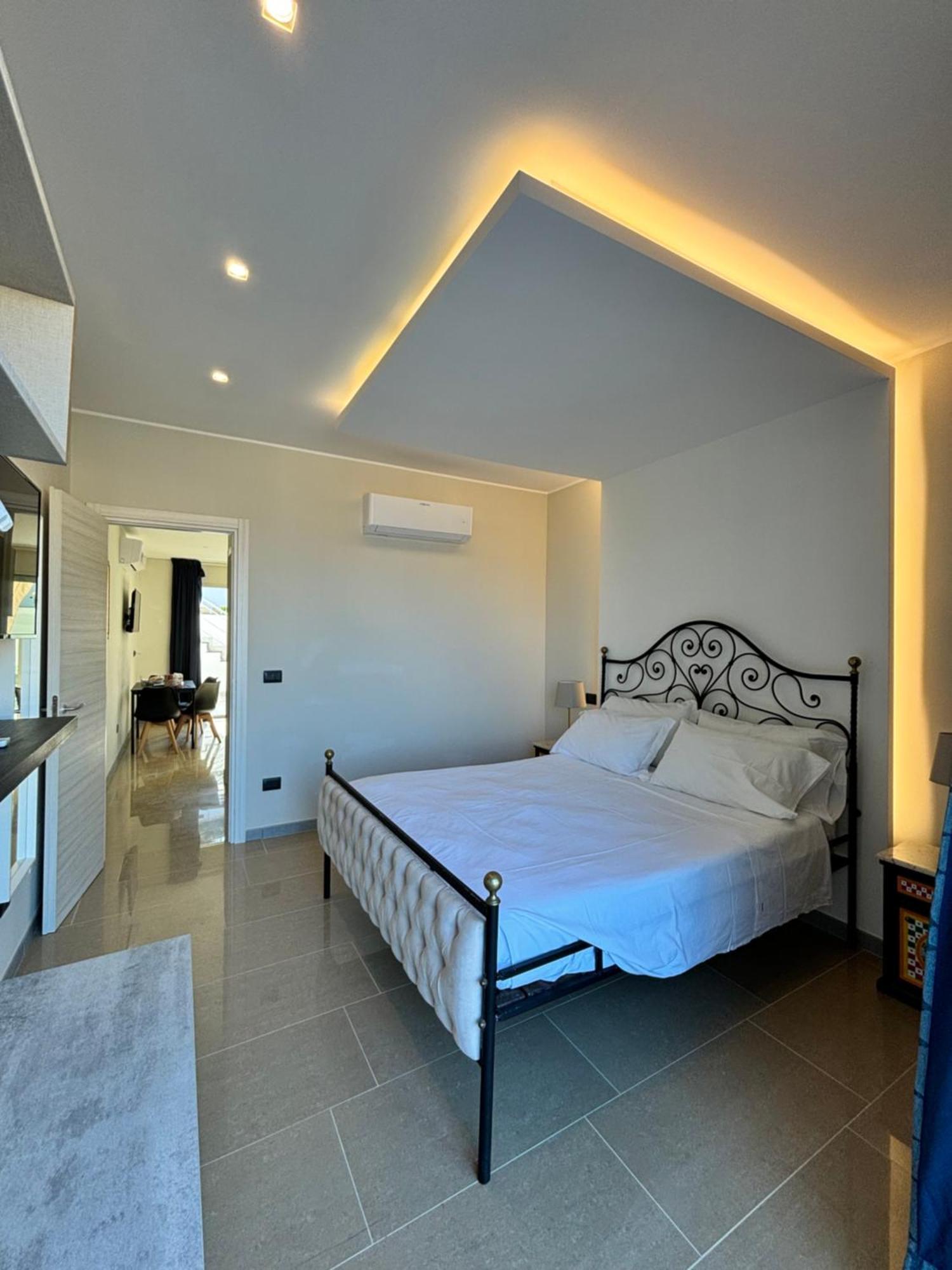 Ig - "Villa Don Antonio" Apartments ジャルディーニ・ナクソス エクステリア 写真